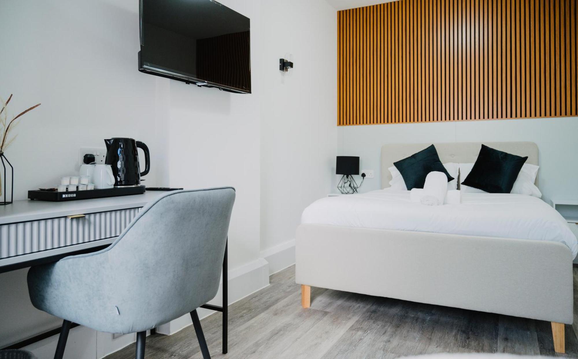 Wns Skylines Village London Exterior photo